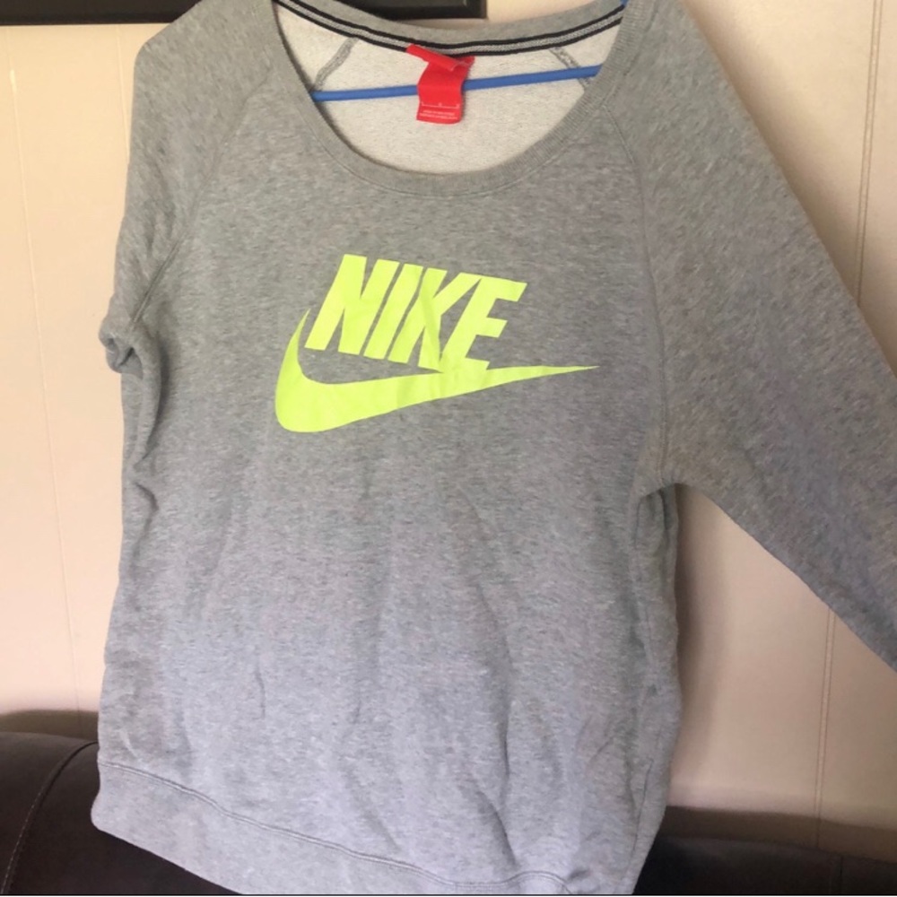 Nike Crewneck Sweatshirt Women Size L